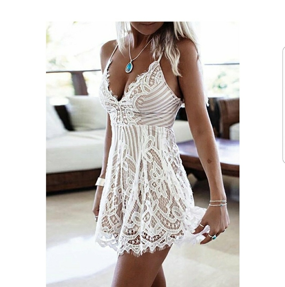 AURORA White Floral Lace Romper - Picture 4 of 6